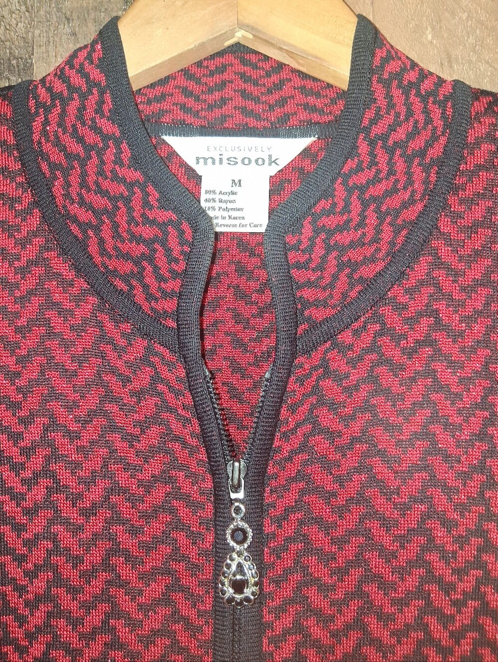 Exclusively Misook Jacket Medium Long Sleeve Career Blazer Red Black Chevron - Picture 3 of 7